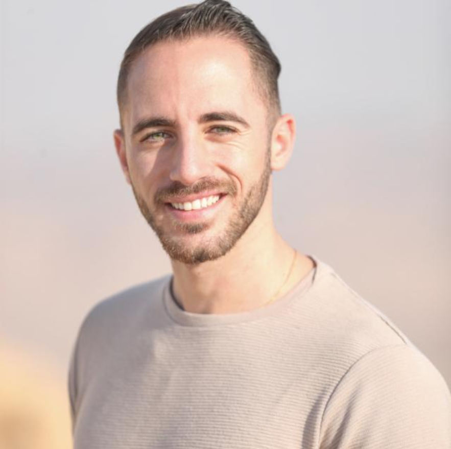 Shlomi Cohen in the Marmo Nero studio